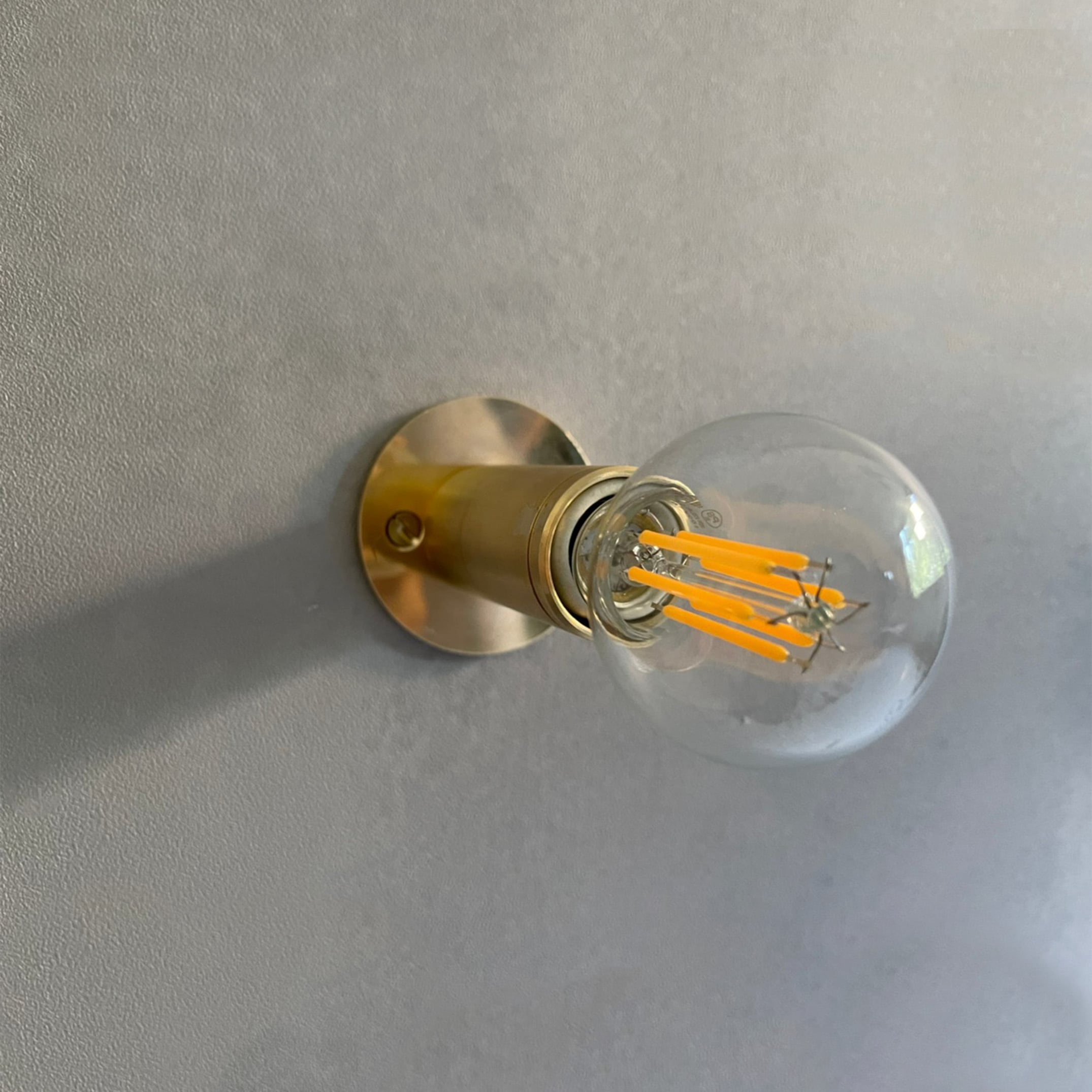 壁付けブラケット CIRCLE 真鍮無垢 E17