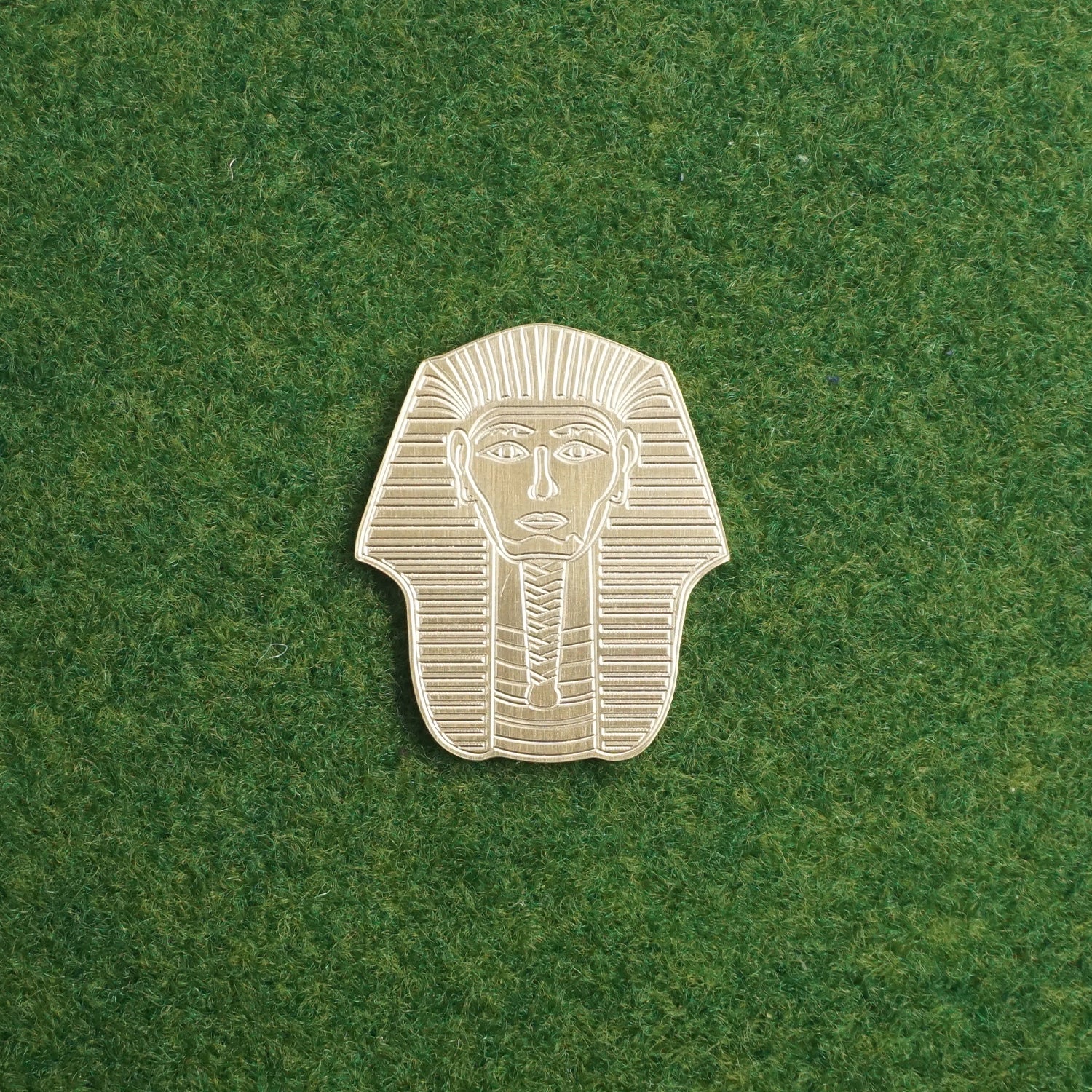 TUTANKHAMEN