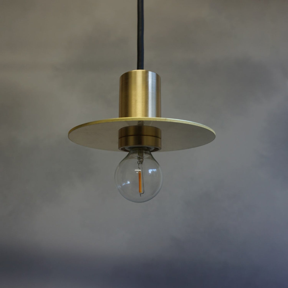 Ljusリュース　真鍮Circle　E17