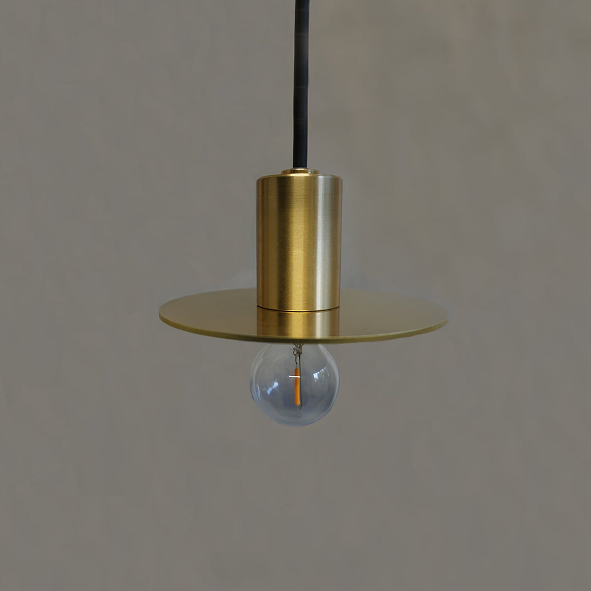 Ljusリュース　真鍮Circle　E17